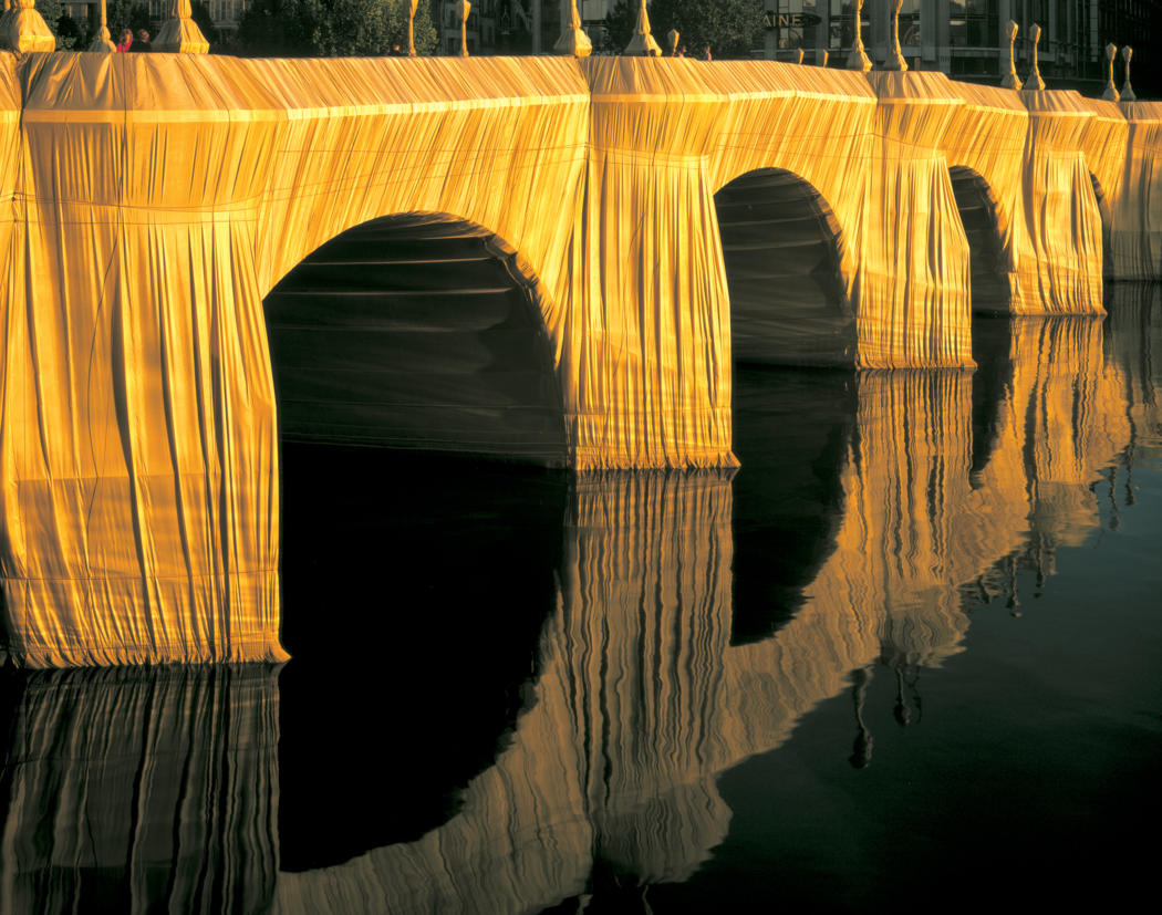 1975-The-Pont-Neuf-Wrapped-Paris-1975-85-